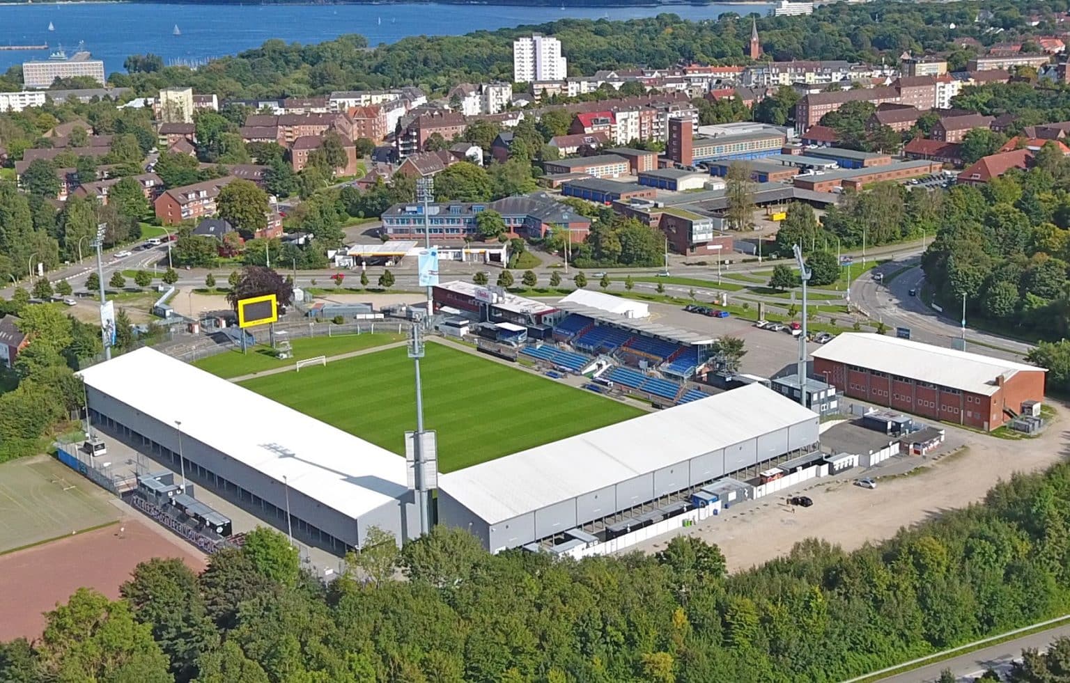 Das Holstein-Stadion in 2010