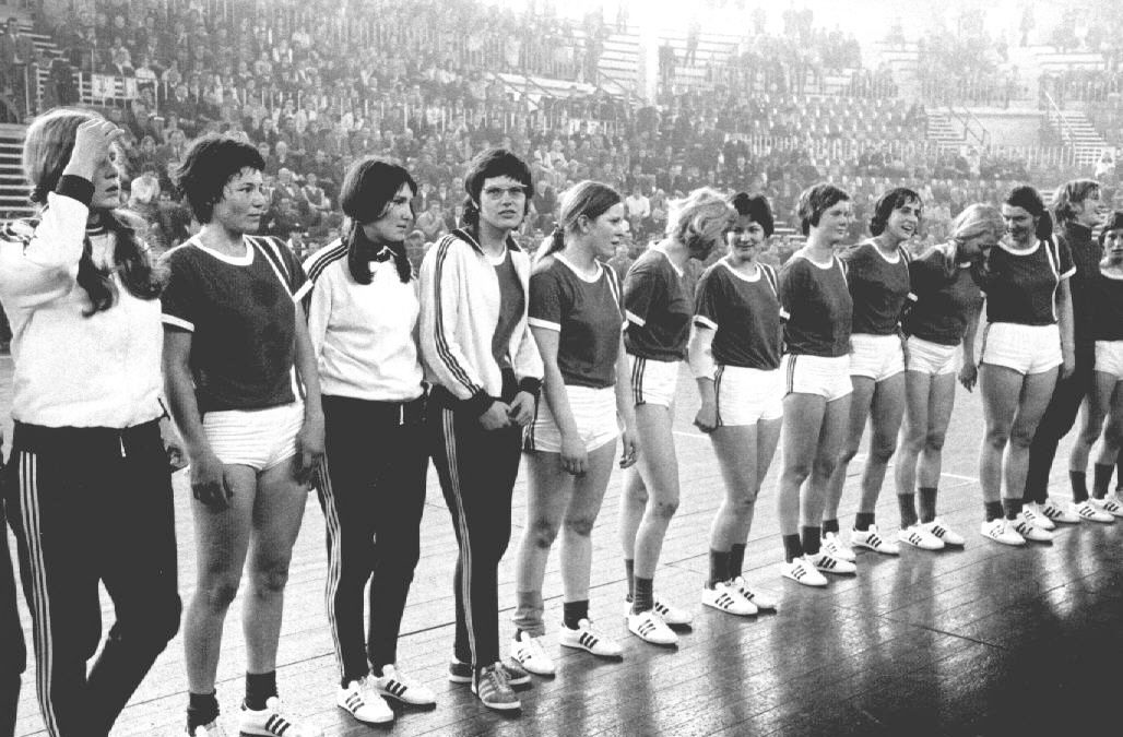 Handball-Frauen der KSV Holstein in der Ostseehalle