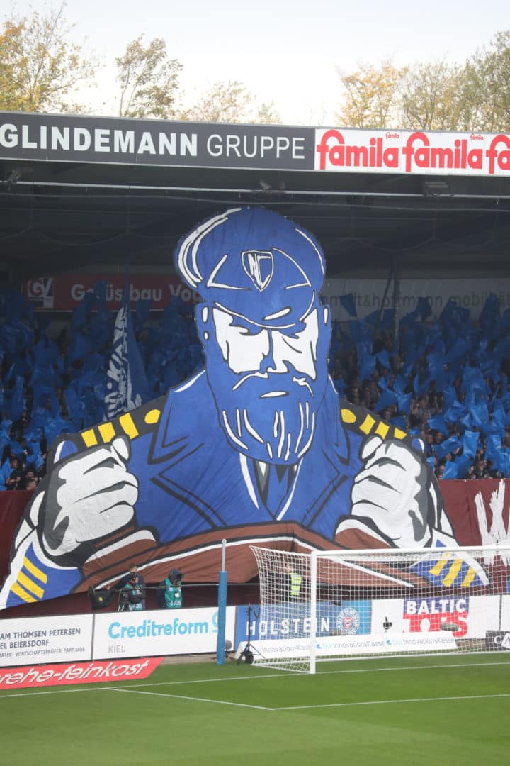 Holstein Fans gegen Union Berlin