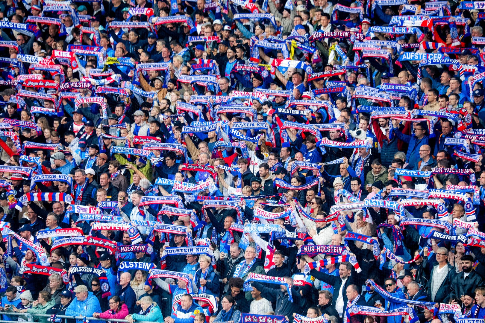 Holstein Fans gegen Union Berlin